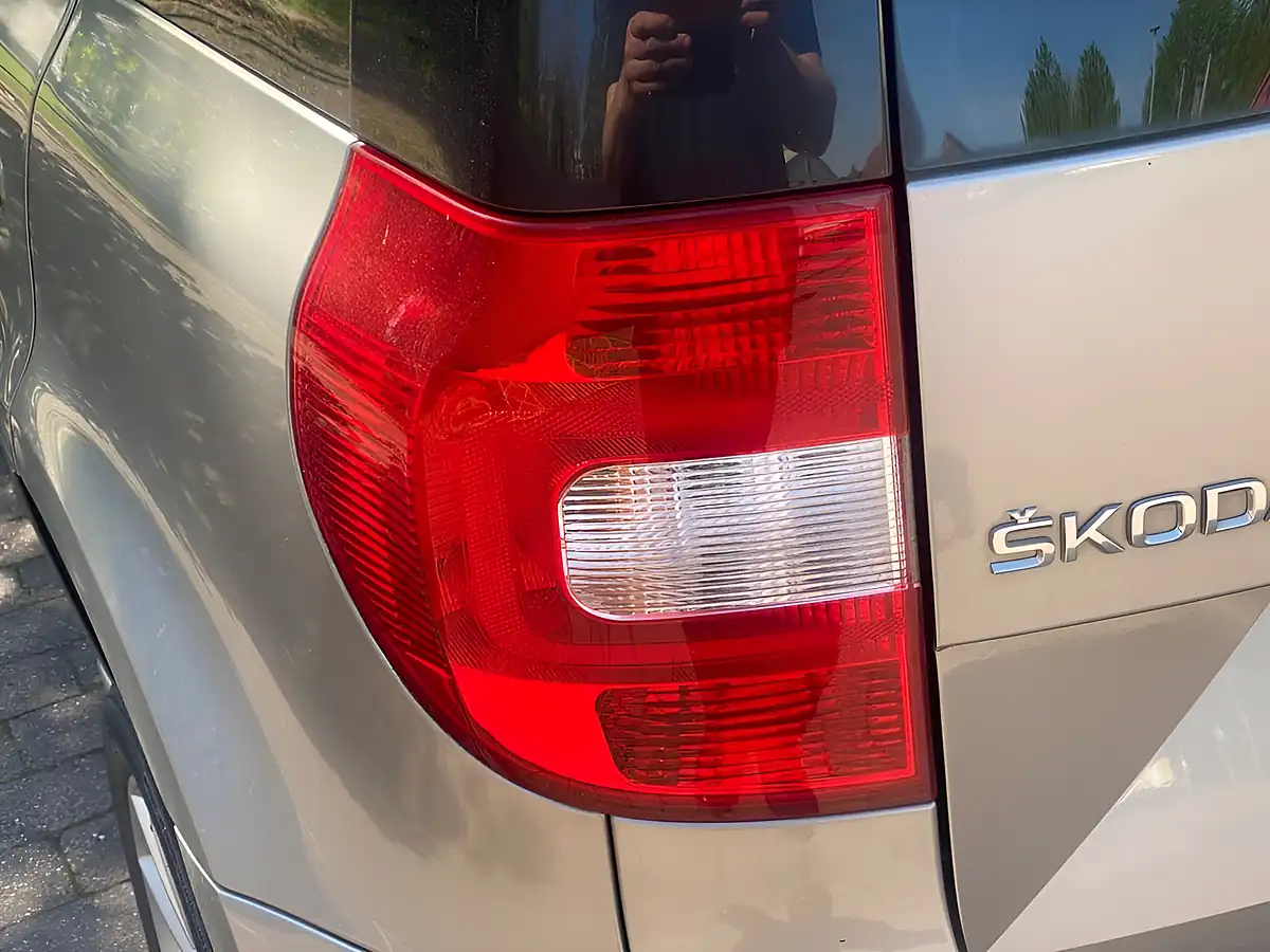 Used 2014 Skoda Yeti Greenline Ii Se Beige - Interior and Exterior details 20