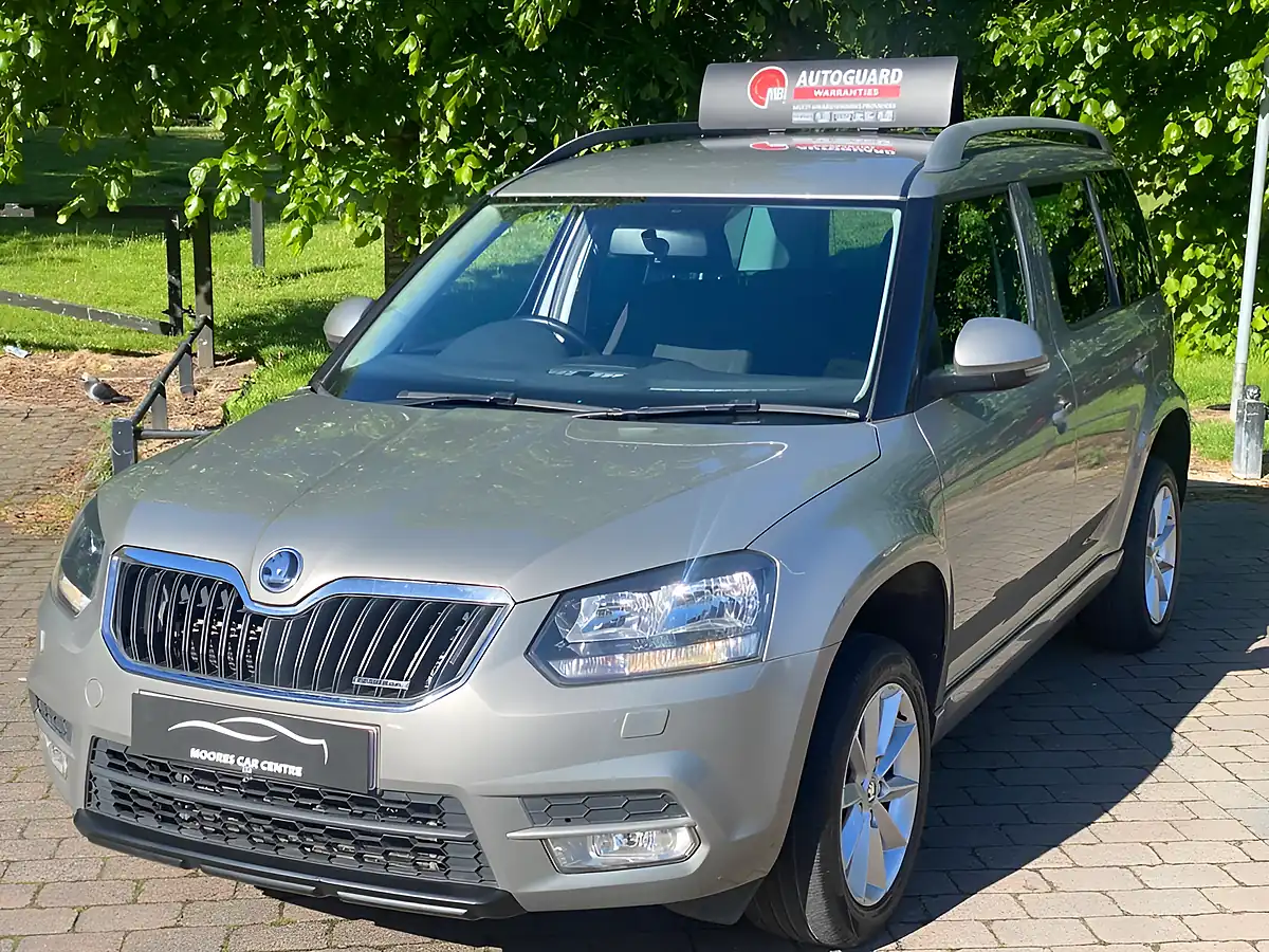Used 2014 Skoda Yeti Greenline Ii Se Beige - Interior and Exterior details 3
