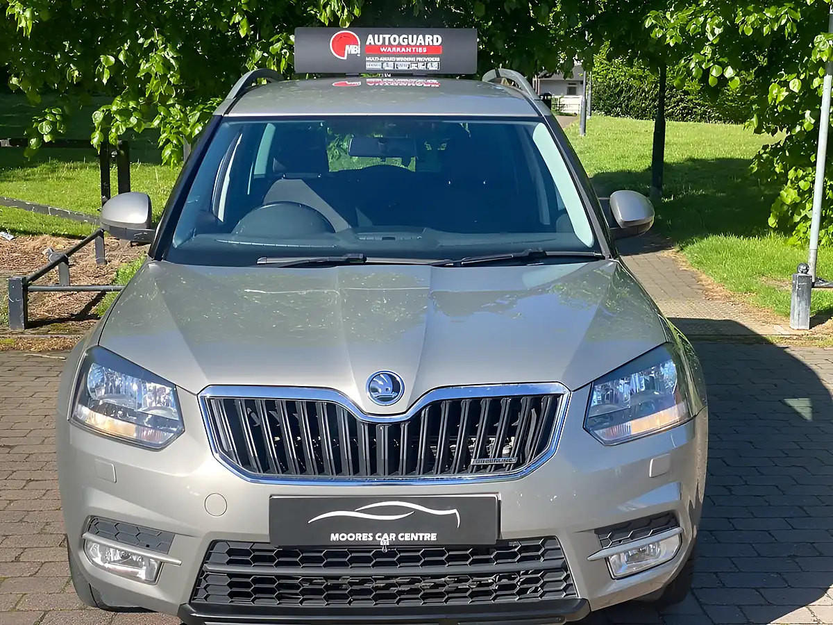 Used 2014 Skoda Yeti Greenline Ii Se Beige - Interior and Exterior details 5
