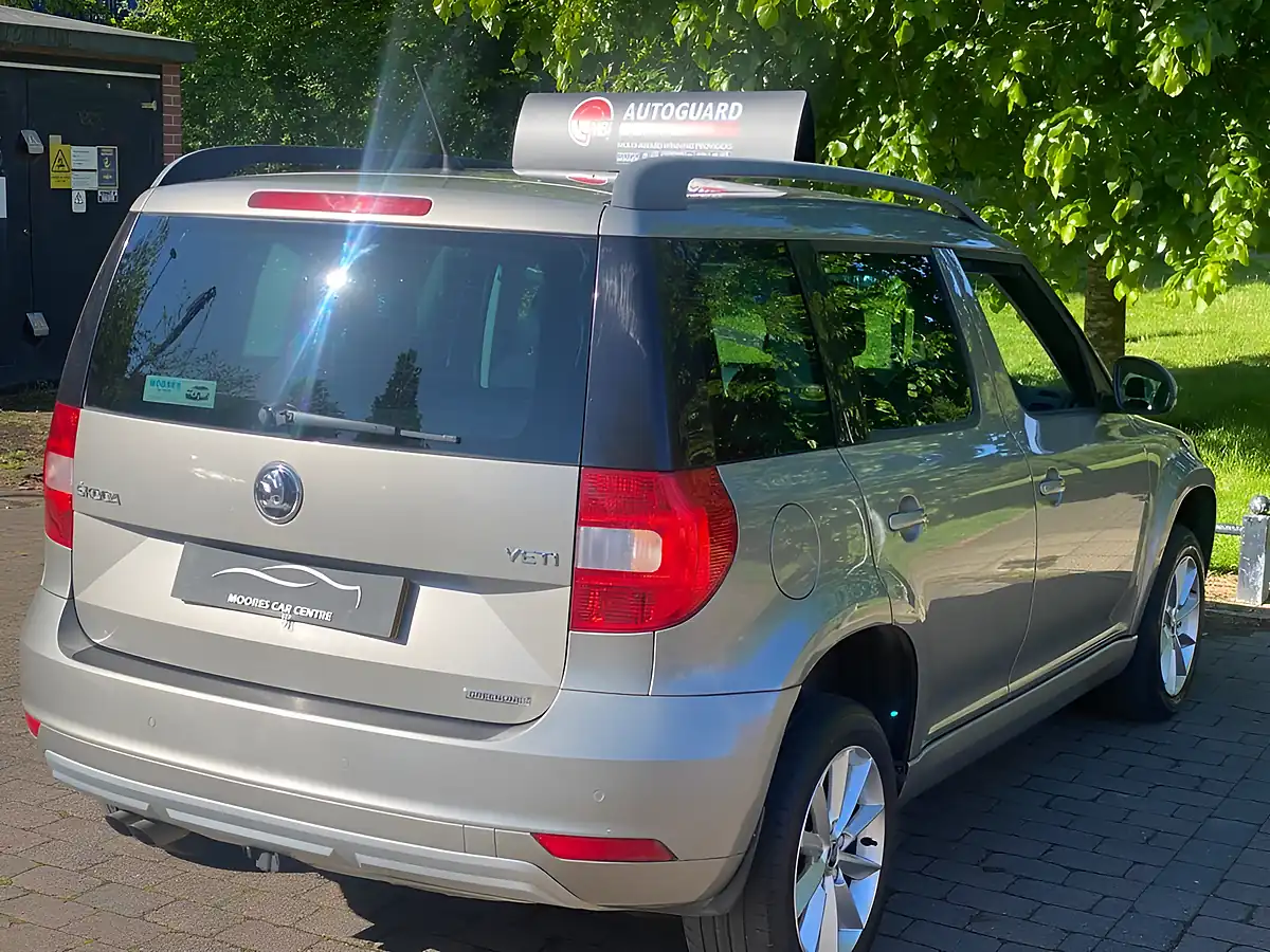Used 2014 Skoda Yeti Greenline Ii Se Beige - Interior and Exterior details 9