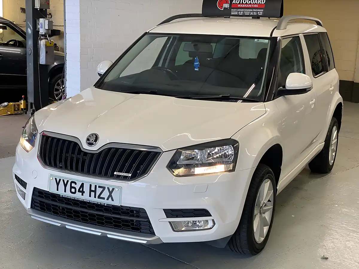 Used 2014 Skoda Yeti Greenline Ii Se White - Interior and Exterior details 2