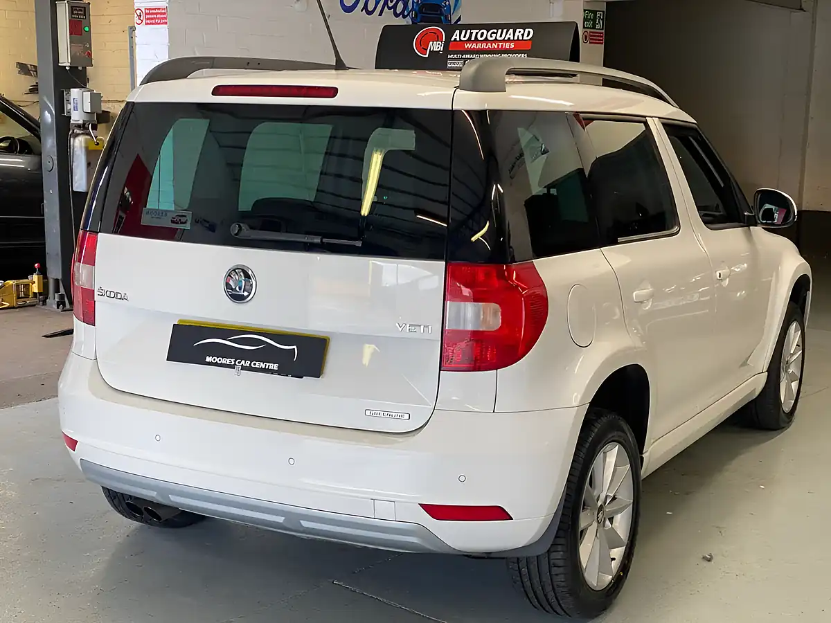 Used 2014 Skoda Yeti Greenline Ii Se White - Interior and Exterior details 6