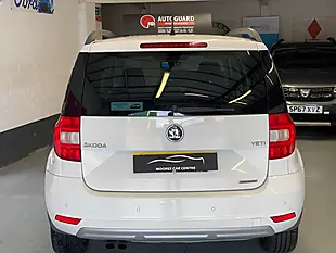 Used 2014 Skoda Yeti Greenline Ii Se White - Interior and Exterior details 7