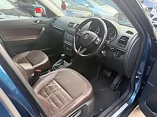 Used 2014 Skoda Yeti Laurin & Klement Outdoor Blue - Interior and Exterior details 8