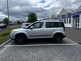 Used 2014 Skoda Yeti Outdoor Laurin & Klement Silver - Interior and Exterior details 19