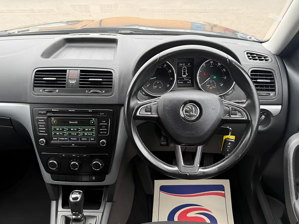 Used 2014 Skoda Yeti S Black - Interior and Exterior details 11