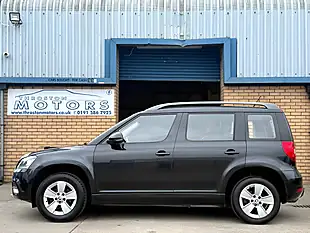 Used 2014 Skoda Yeti S Black - Interior and Exterior details 5