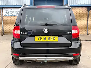 Used 2014 Skoda Yeti S Black - Interior and Exterior details 8