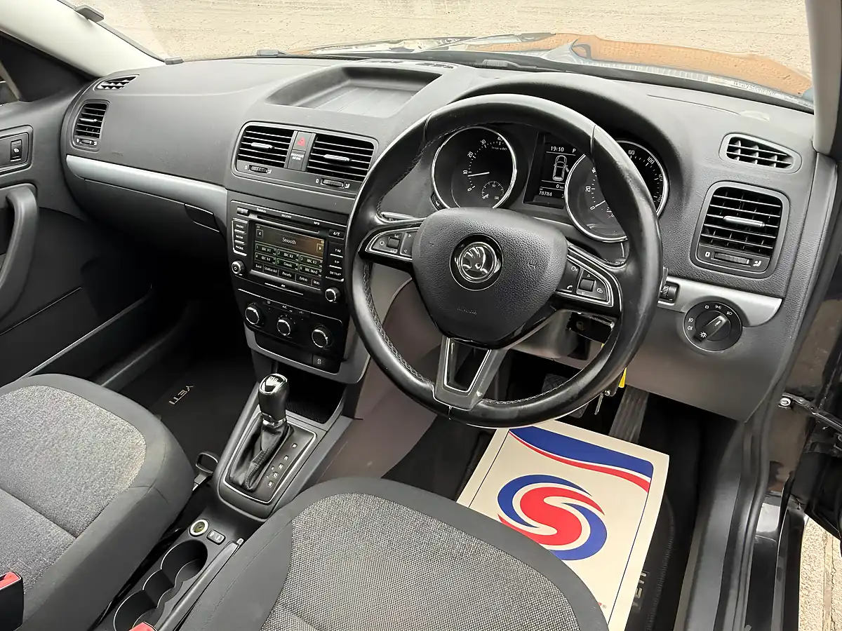 Used 2014 Skoda Yeti S Black - Interior and Exterior details 9
