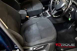 Used 2014 Skoda Yeti Se Blue - Interior and Exterior details 18