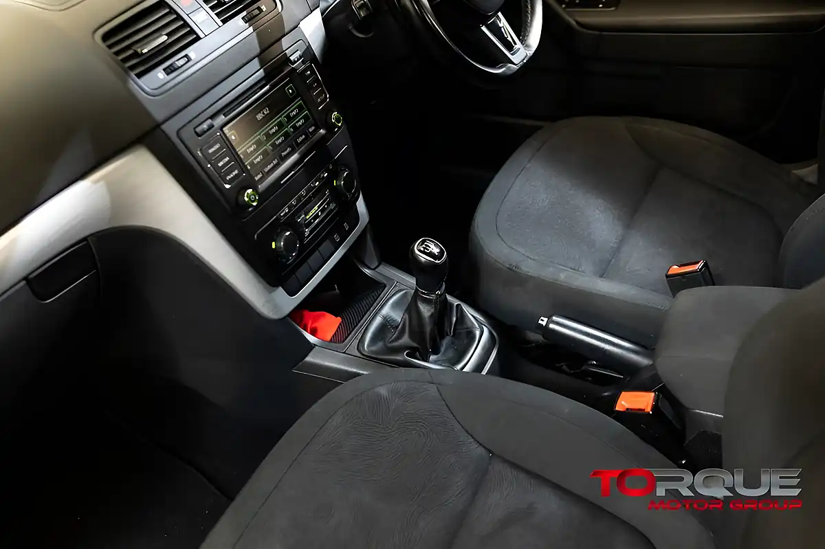 Used 2014 Skoda Yeti Se Blue - Interior and Exterior details 19
