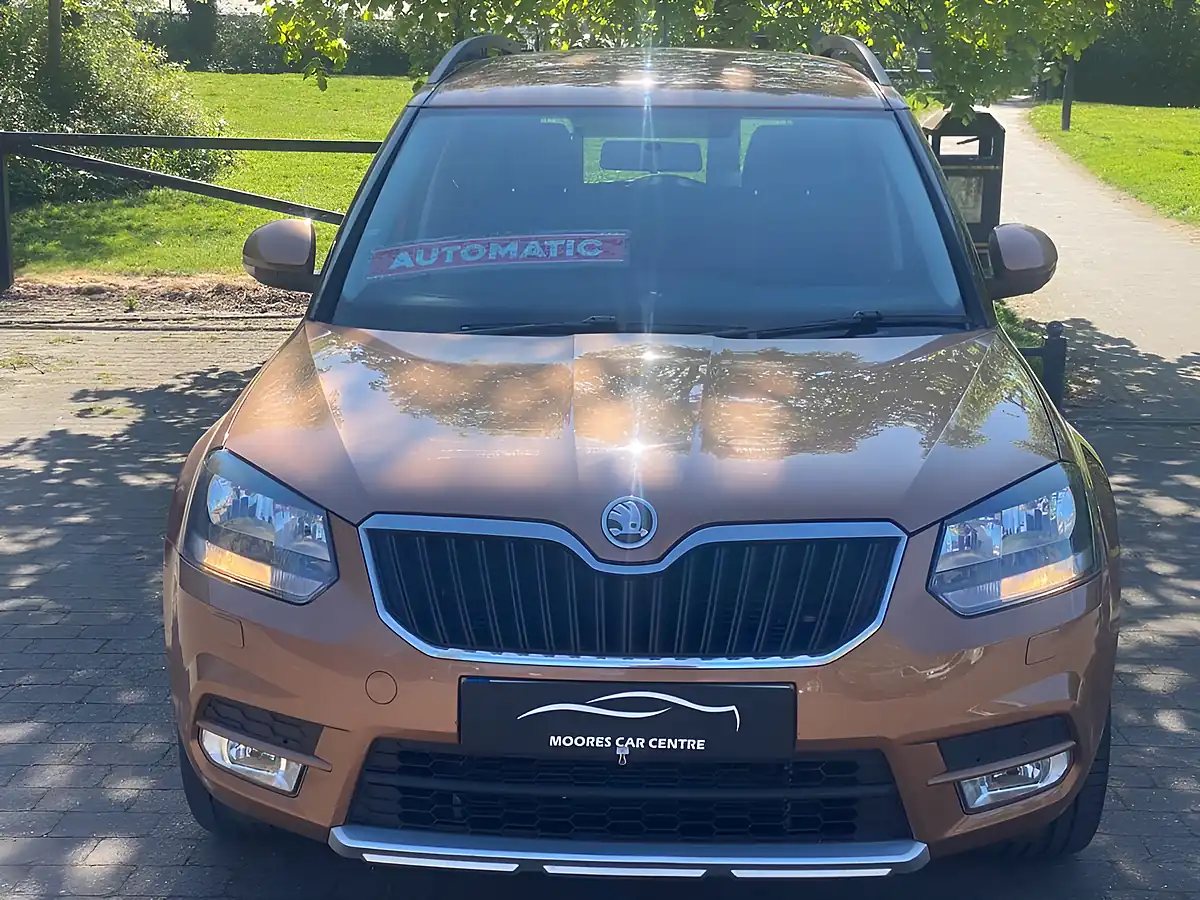 Used 2014 Skoda Yeti Se Bronze - Interior and Exterior details 5