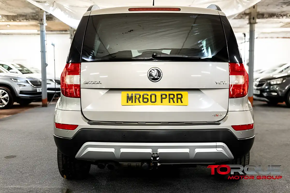 Used 2014 Skoda Yeti Se Outdoor Beige - Interior and Exterior details 11