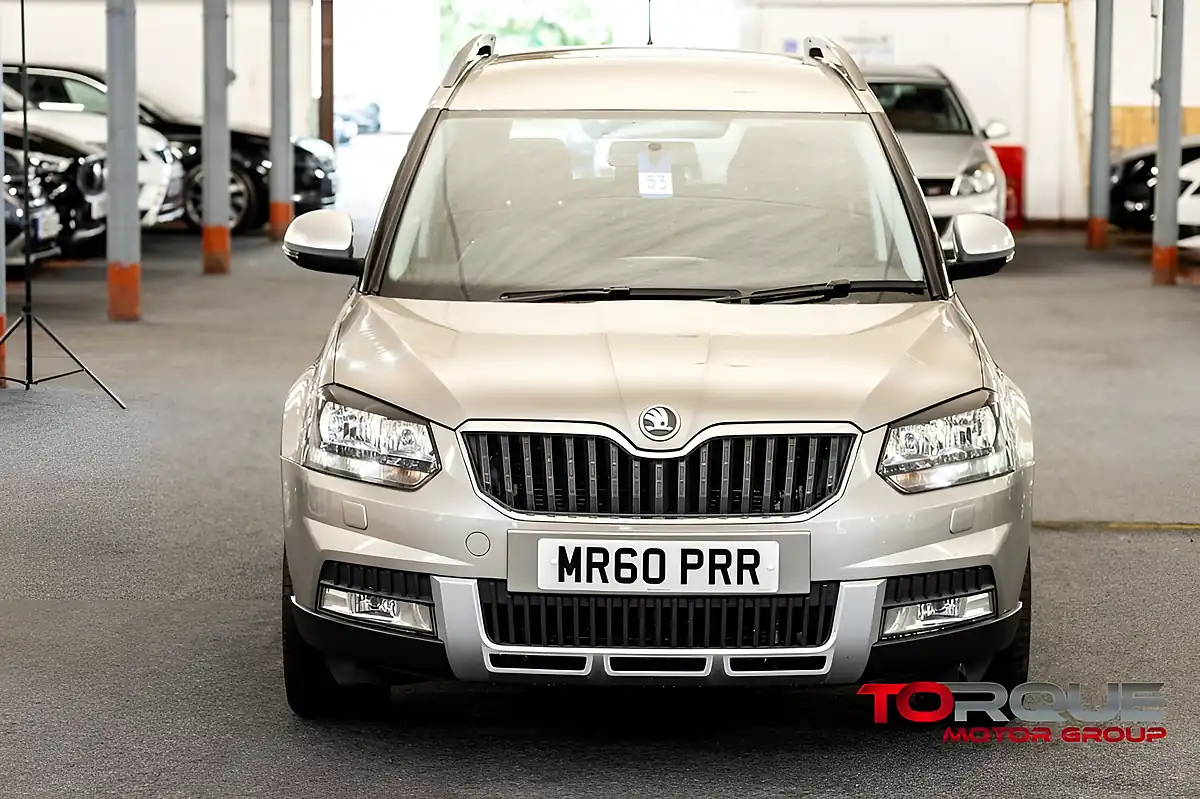 Used 2014 Skoda Yeti Se Outdoor Beige - Interior and Exterior details 2