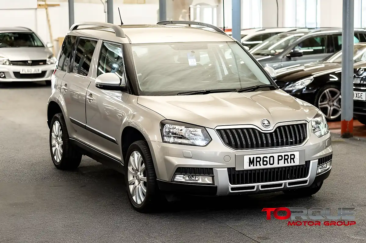Used 2014 Skoda Yeti Se Outdoor Beige - Interior and Exterior details 3