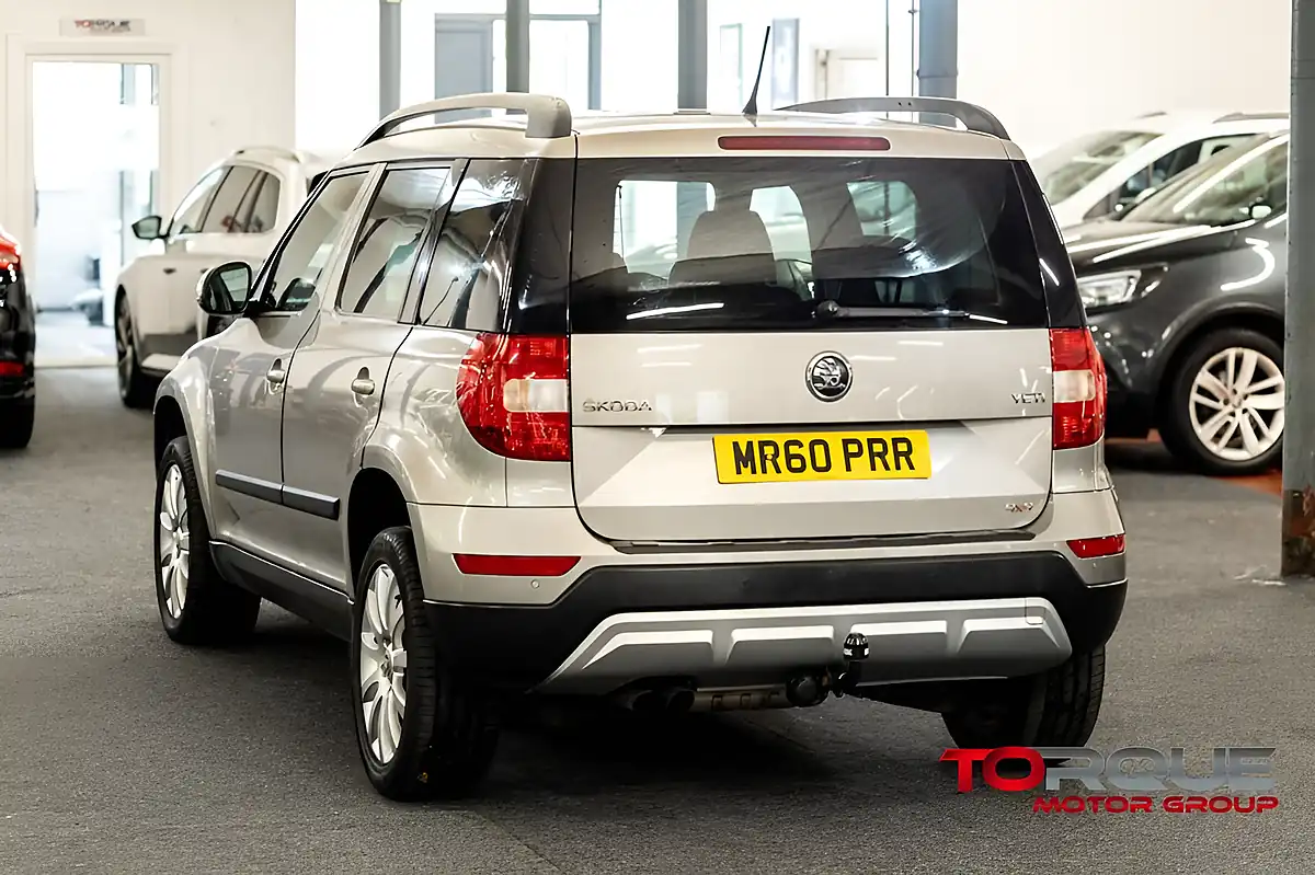 Used 2014 Skoda Yeti Se Outdoor Beige - Interior and Exterior details 5