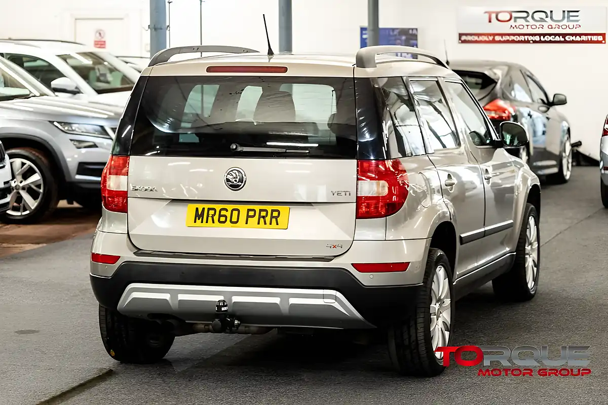 Used 2014 Skoda Yeti Se Outdoor Beige - Interior and Exterior details 7