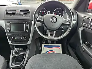 Used 2014 Skoda Yeti Se Red - Interior and Exterior details 10