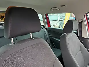 Used 2014 Skoda Yeti Se Red - Interior and Exterior details 12