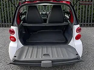 Used 2014 Smart Fortwo Coupe Passion Softtouch White - Interior and Exterior details 13