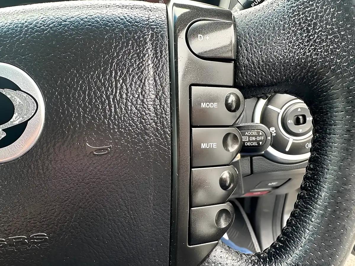 Used 2014 Ssangyong Korando Sports Ext Pickup Double Cab Grey - Interior and Exterior details 16