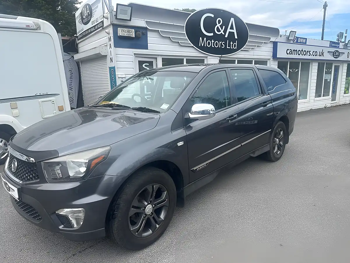 Used 2014 Ssangyong Korando Sports Ext Pickup Double Cab Grey - Interior and Exterior details 4