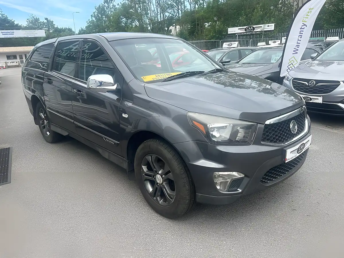 Used 2014 Ssangyong Korando Sports Ext Pickup Double Cab Grey - Interior and Exterior details 9
