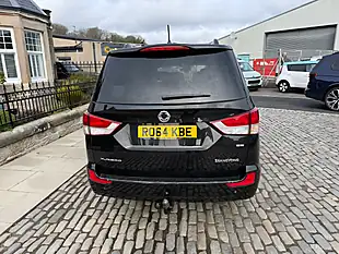Used 2014 Ssangyong Turismo Es Black - Interior and Exterior details 8