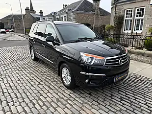 Used 2014 Ssangyong Turismo Es Black - Interior and Exterior details 9