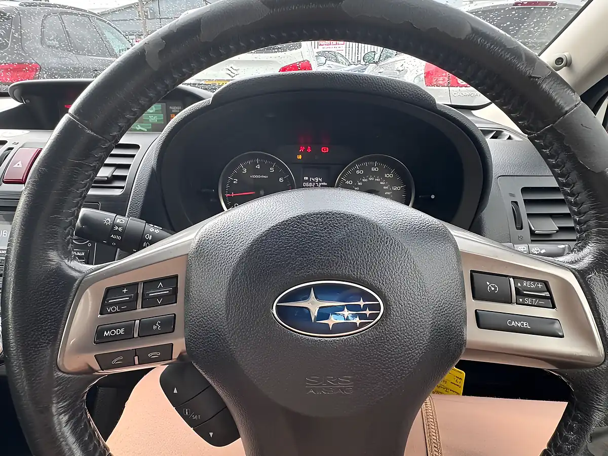 Used 2014 Subaru Impreza Rc White - Interior and Exterior details 7