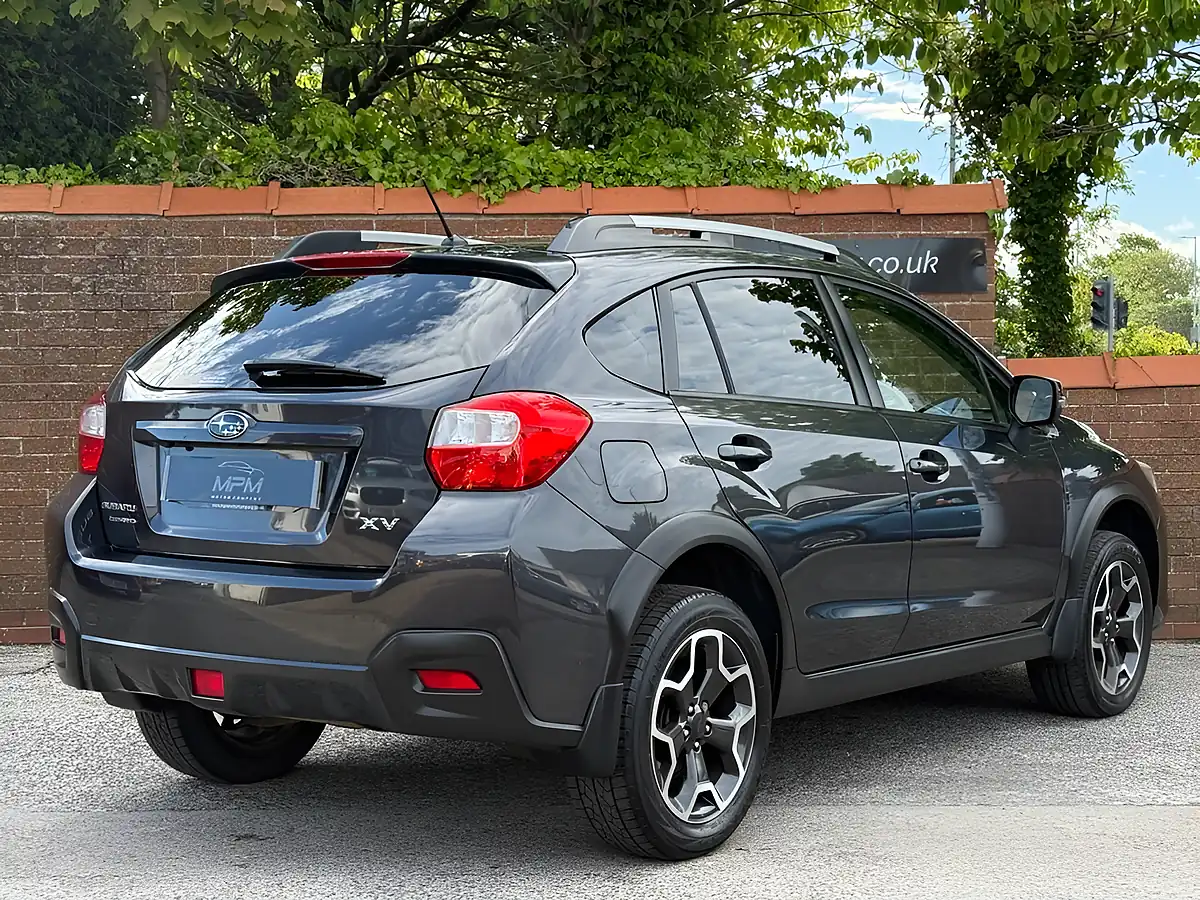 Used 2014 Subaru Xv Se Dark Grey - Interior and Exterior details 5
