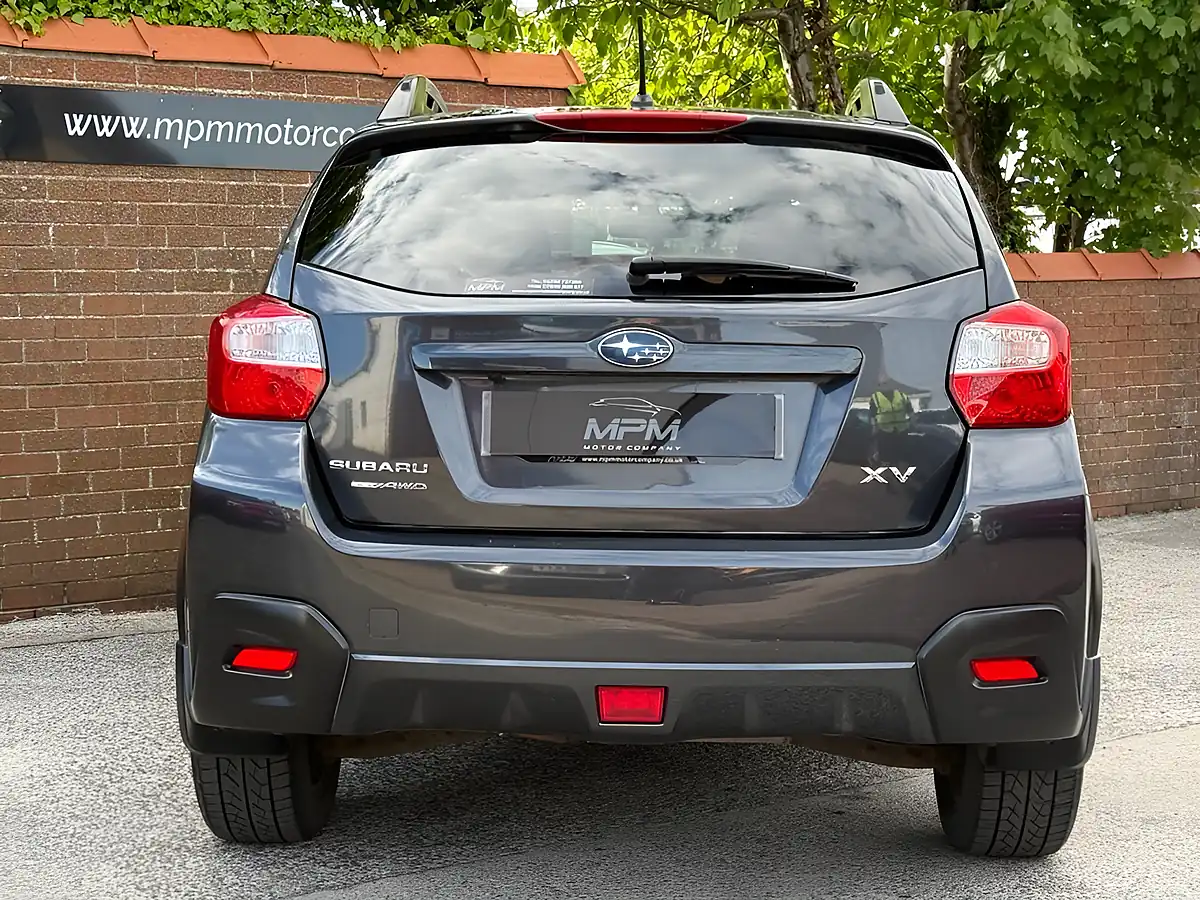 Used 2014 Subaru Xv Se Dark Grey - Interior and Exterior details 8
