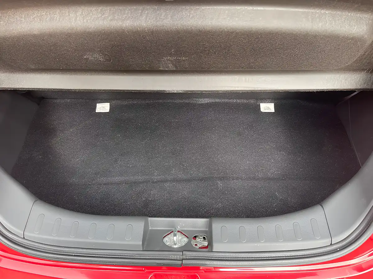 Used 2014 Suzuki Alto Sz 5dr Red - Interior and Exterior details 15
