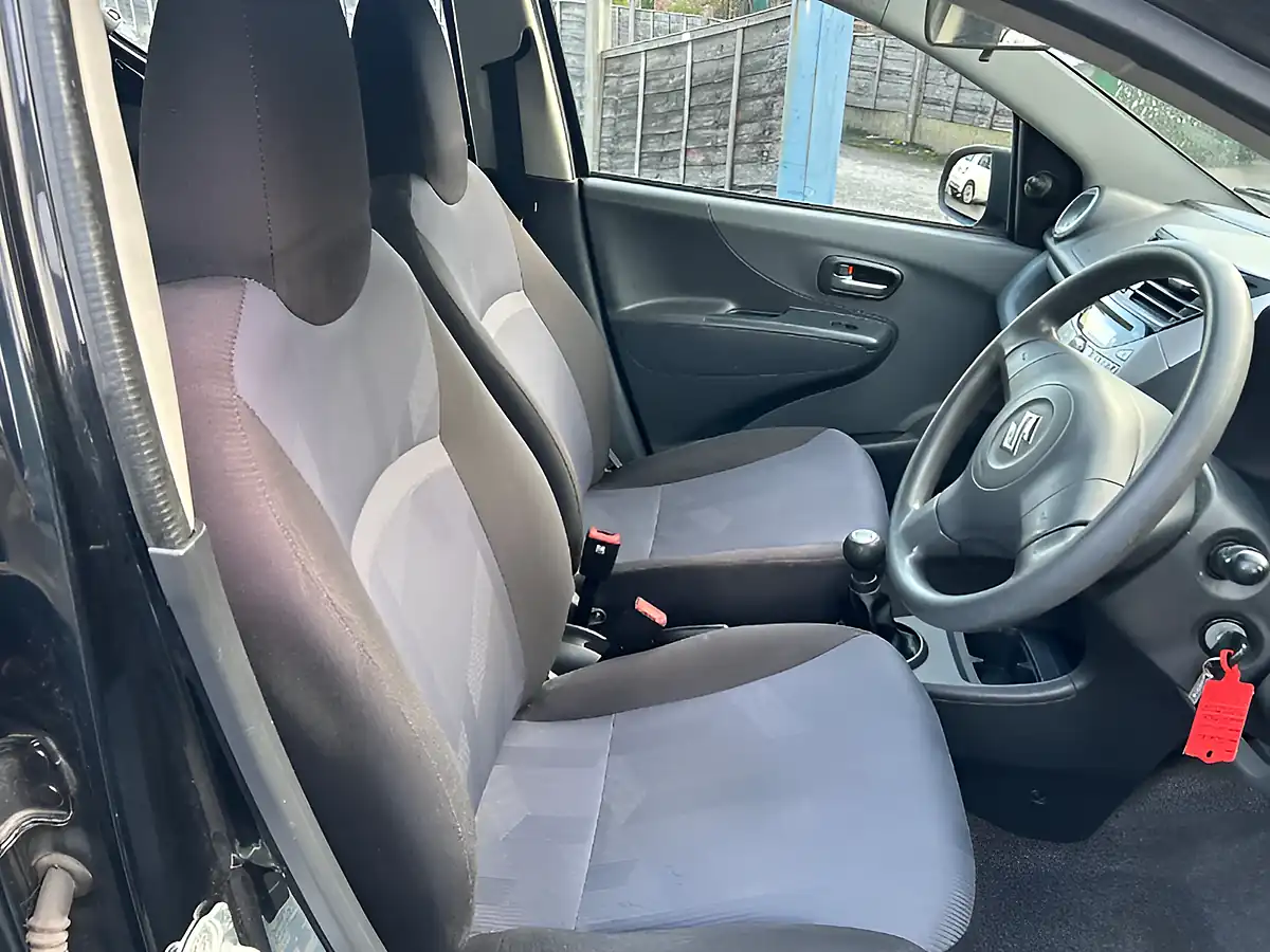 Used 2014 Suzuki Alto Sz Black - Interior and Exterior details 14