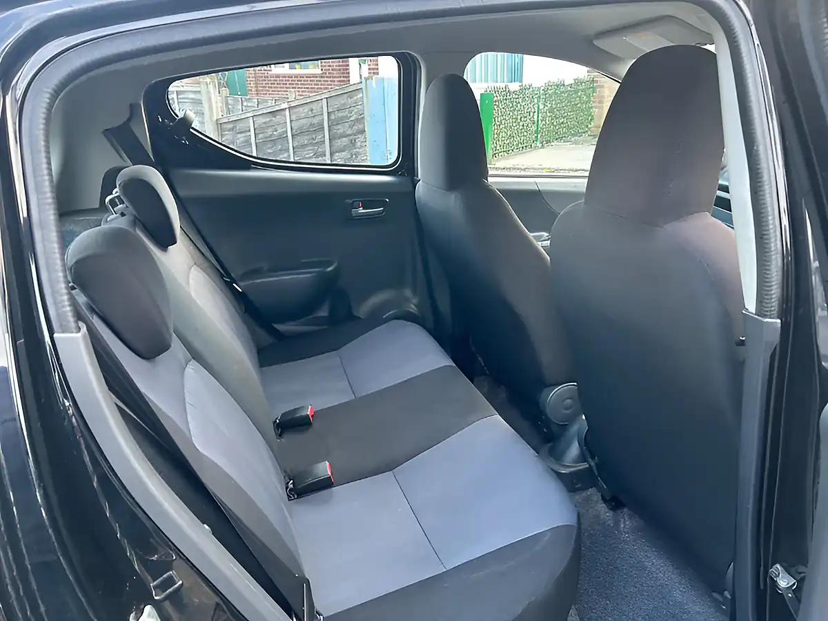 Used 2014 Suzuki Alto Sz Black - Interior and Exterior details 15