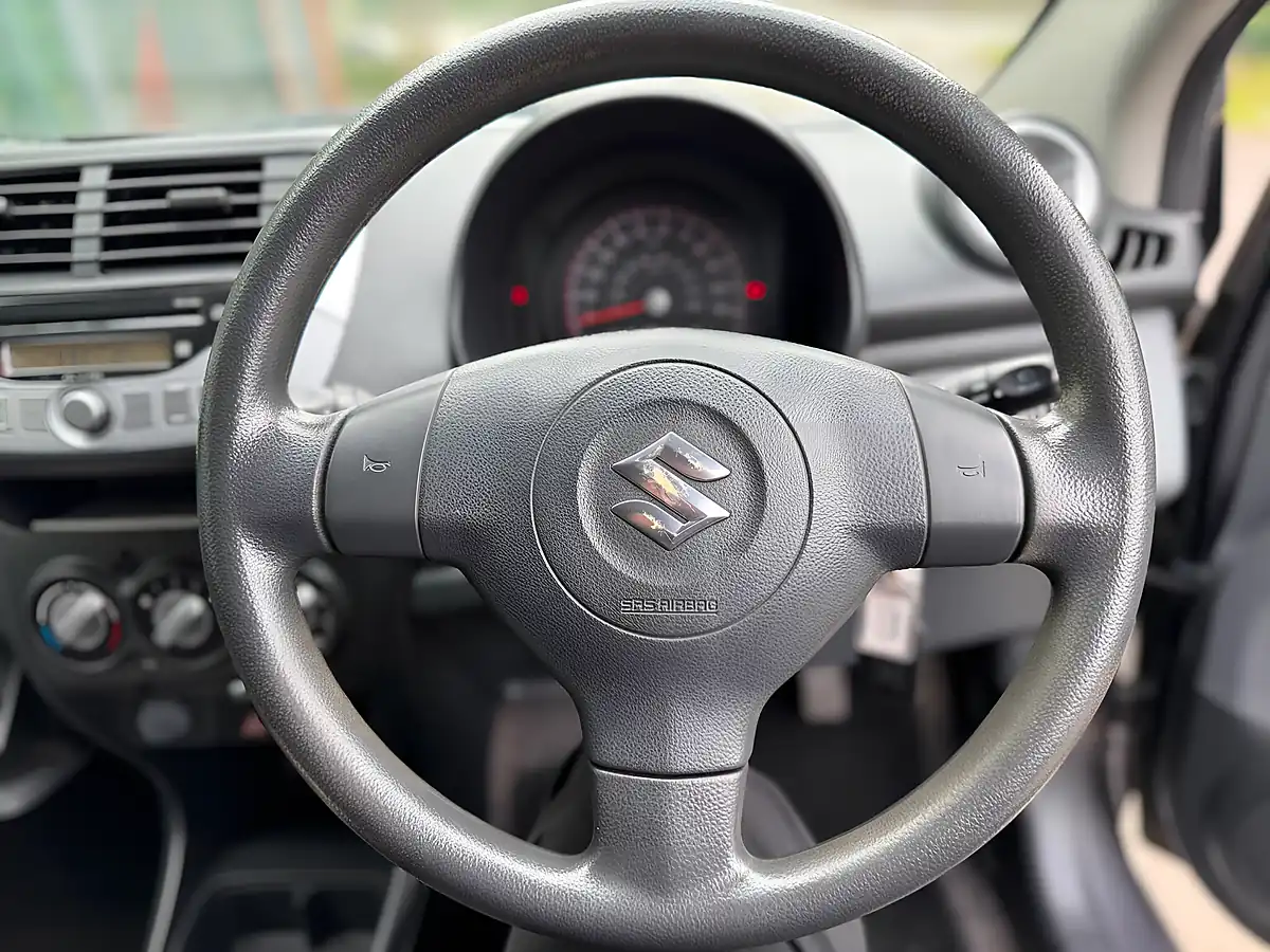 Used 2014 Suzuki Alto Sz Grey - Interior and Exterior details 13