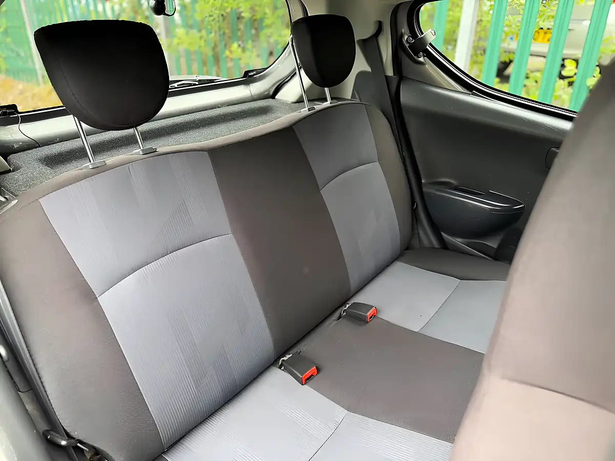 Used 2014 Suzuki Alto Sz Grey - Interior and Exterior details 20