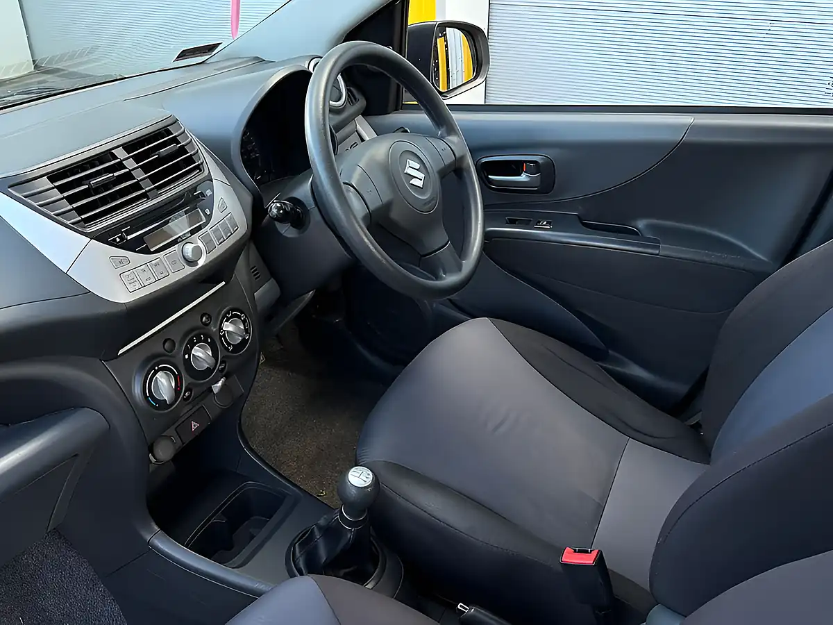 Used 2014 Suzuki Alto Sz White - Interior and Exterior details 13