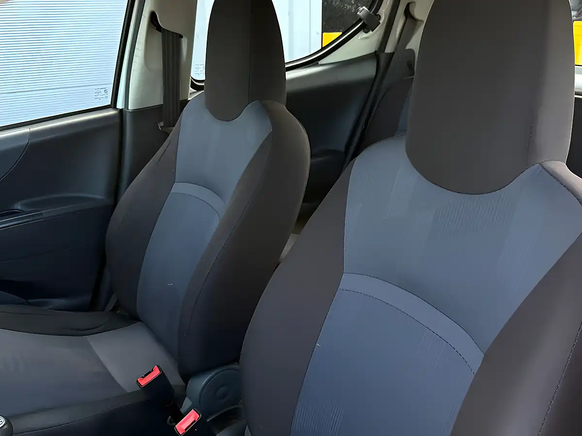 Used 2014 Suzuki Alto Sz White - Interior and Exterior details 14