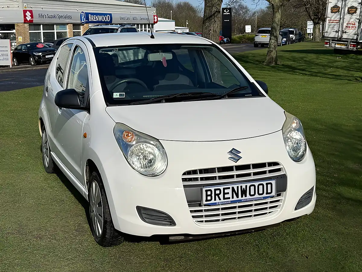 Used 2014 Suzuki Alto Sz White - Interior and Exterior details 2