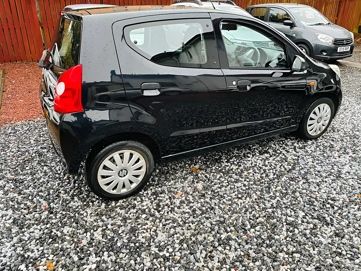 Used 2014 Suzuki Alto SZ3 Black - Interior and Exterior details 12