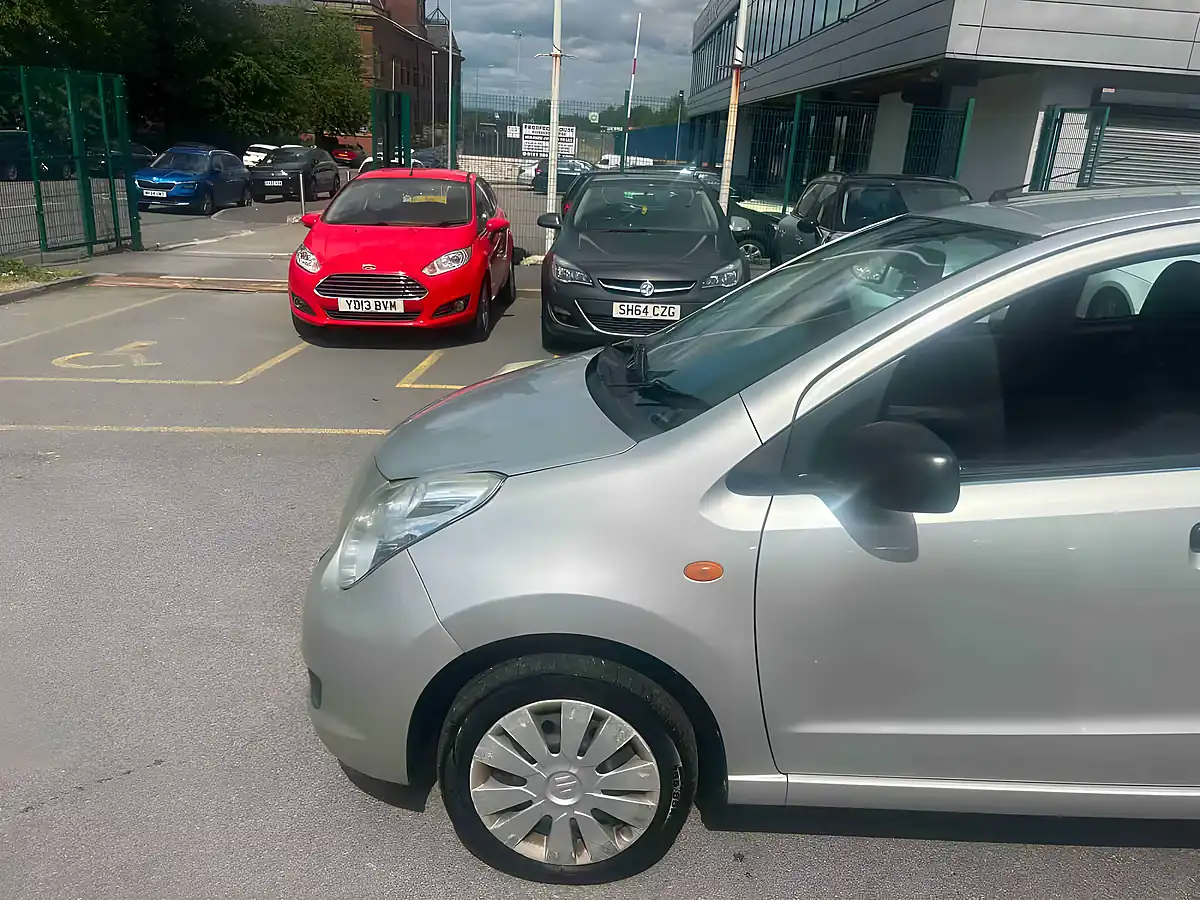Used 2014 Suzuki Alto SZ3 - Interior and Exterior details 13