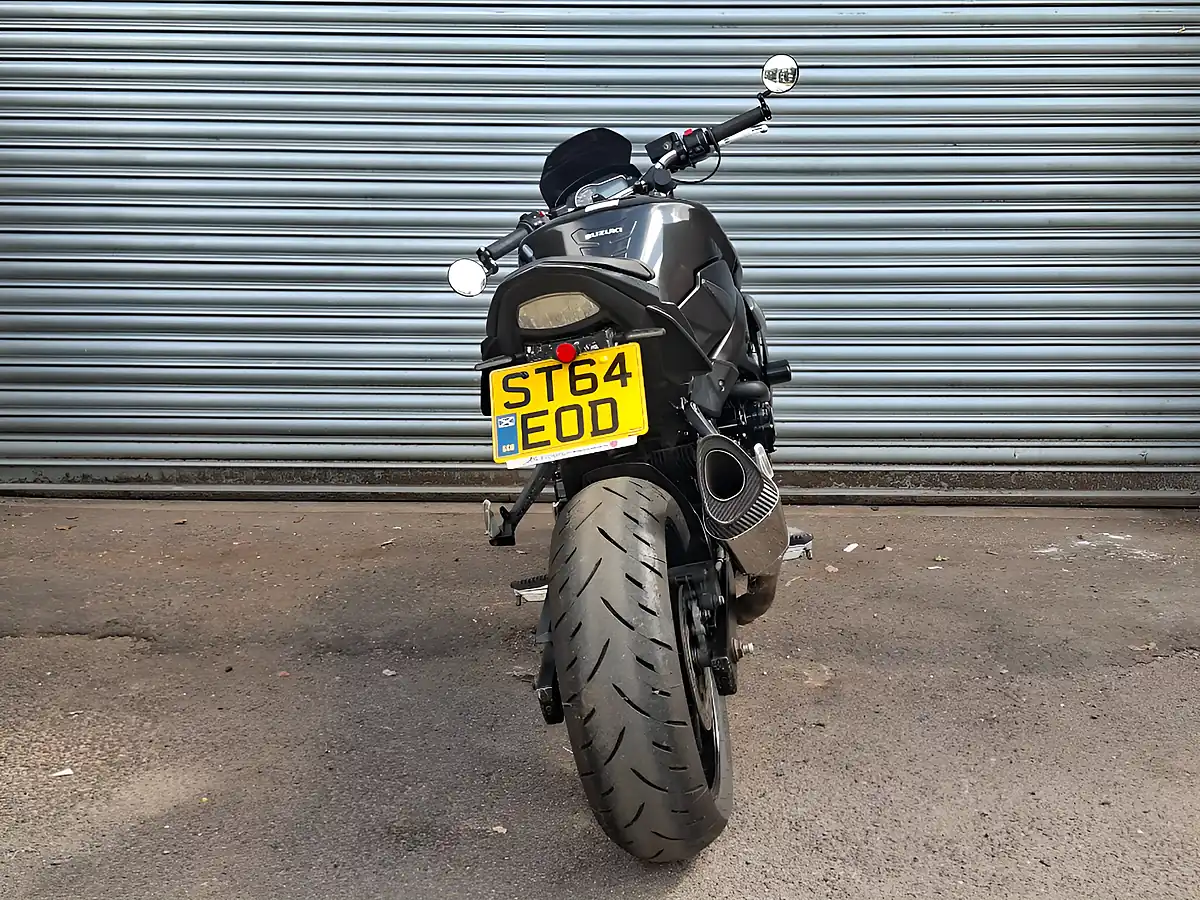 Used 2014 Suzuki Gsr Black - Interior and Exterior details 7