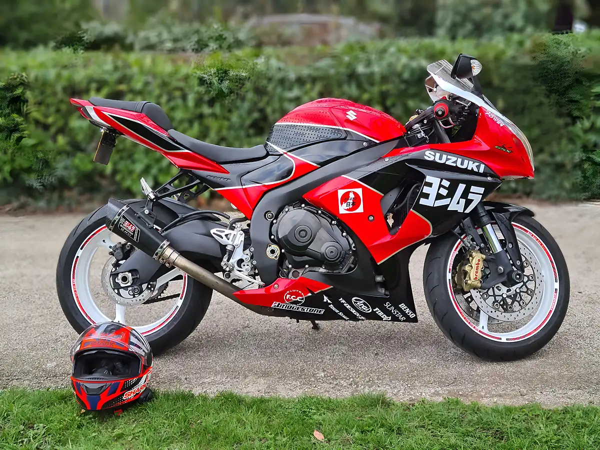 Used 2014 Suzuki GSX-R1000 Yoshimura Replica Red - Interior and Exterior details 4