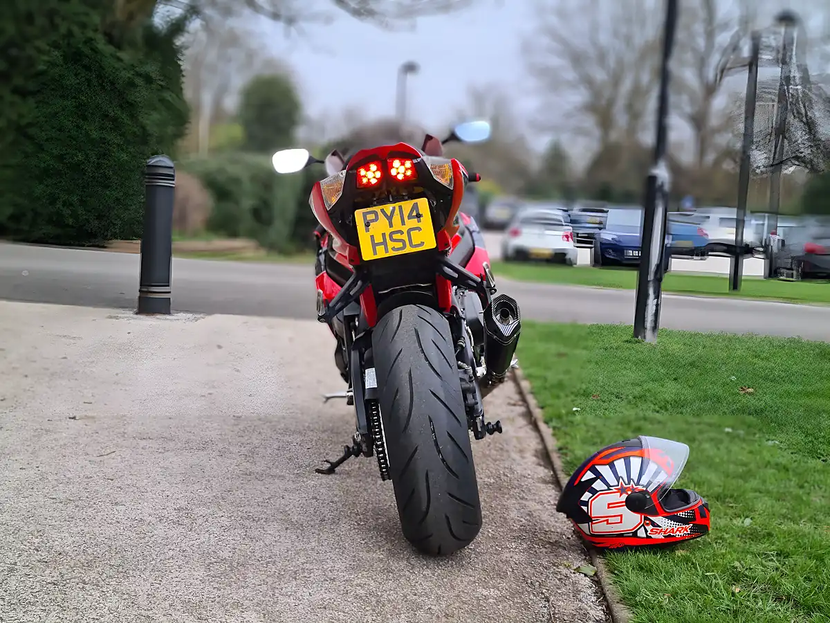 Used 2014 Suzuki GSX-R1000 Yoshimura Replica Red - Interior and Exterior details 6
