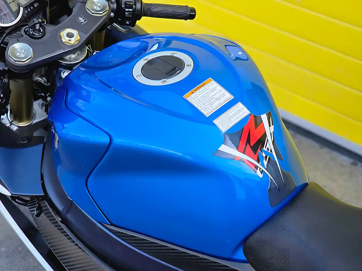 Used 2014 Suzuki GSX-R750 Blue - Interior and Exterior details 10