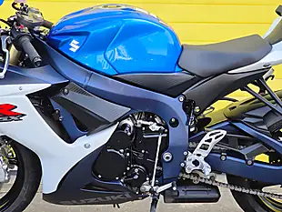 Used 2014 Suzuki GSX-R750 Blue - Interior and Exterior details 8