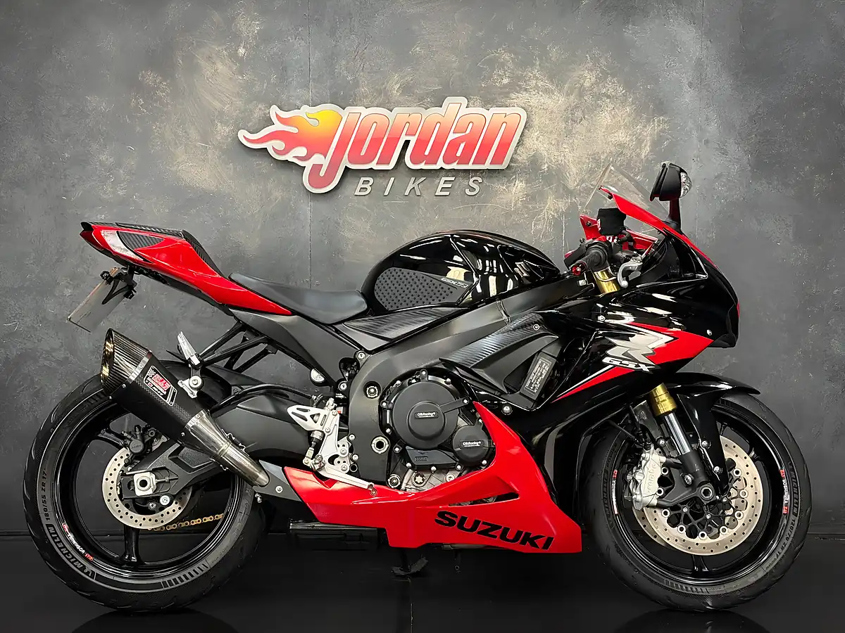 Used 2014 Suzuki GSX-R750 Yoshimura Limited Edition Red - Front View