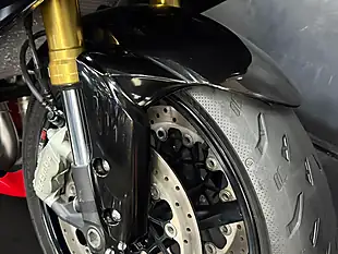 Used 2014 Suzuki GSX-R750 Yoshimura Limited Edition Red - Interior and Exterior details 11