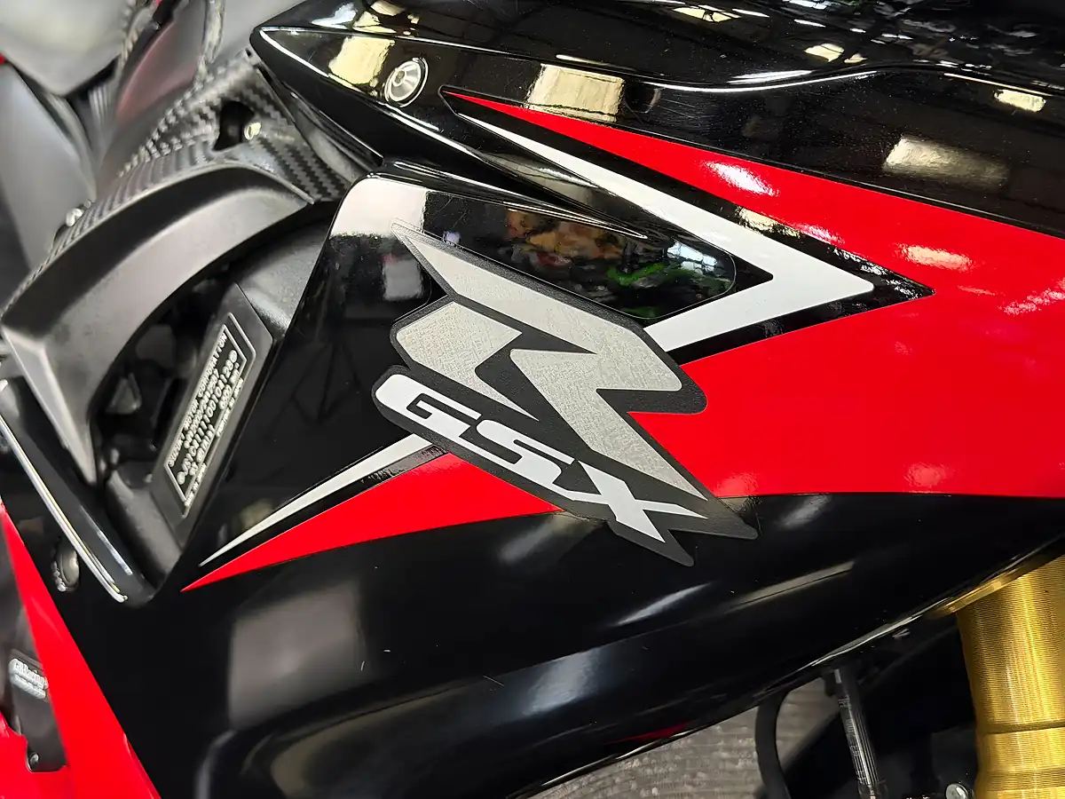 Used 2014 Suzuki GSX-R750 Yoshimura Limited Edition Red - Interior and Exterior details 12